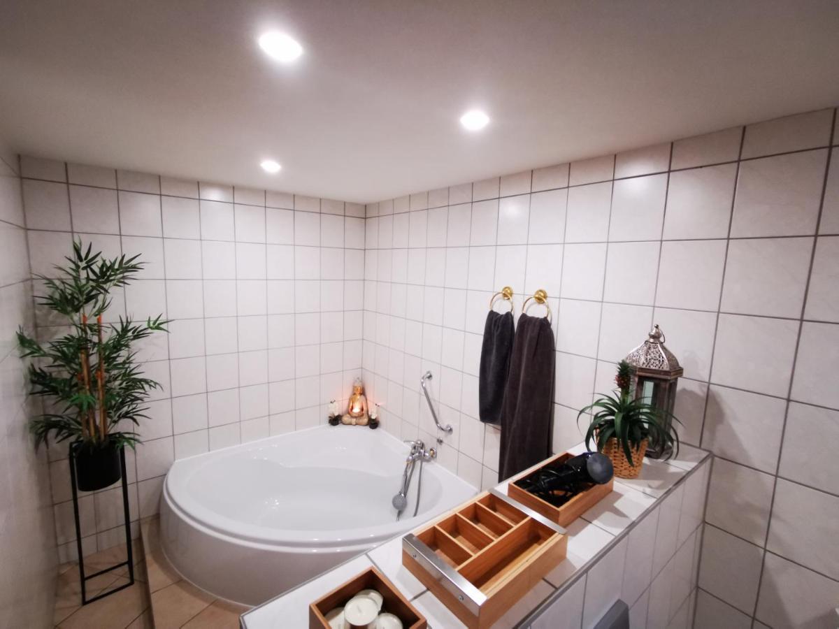 Fewo Pfaelzer Felsenlandschaft Pirmasens Luaran gambar
